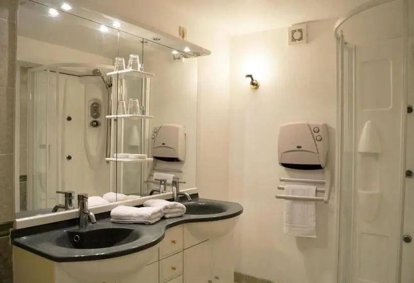 プールビュースタンダードルーム, Villa Asunda B&b Spa & Sauna, Chambres D Hôtes