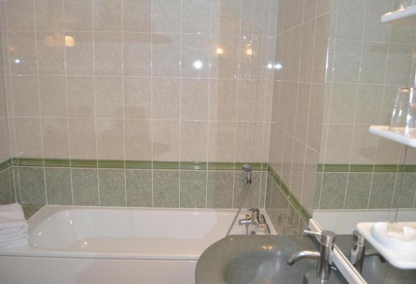 Escritório Superior, Villa Asunda B&b Spa & Sauna, Chambres D Hôtes