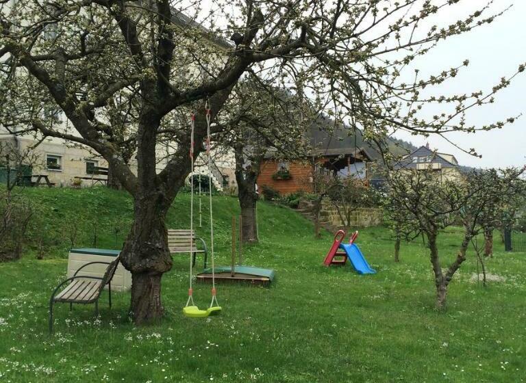 חדר משפחתי, Pension Hönel Hof Bad Schandau