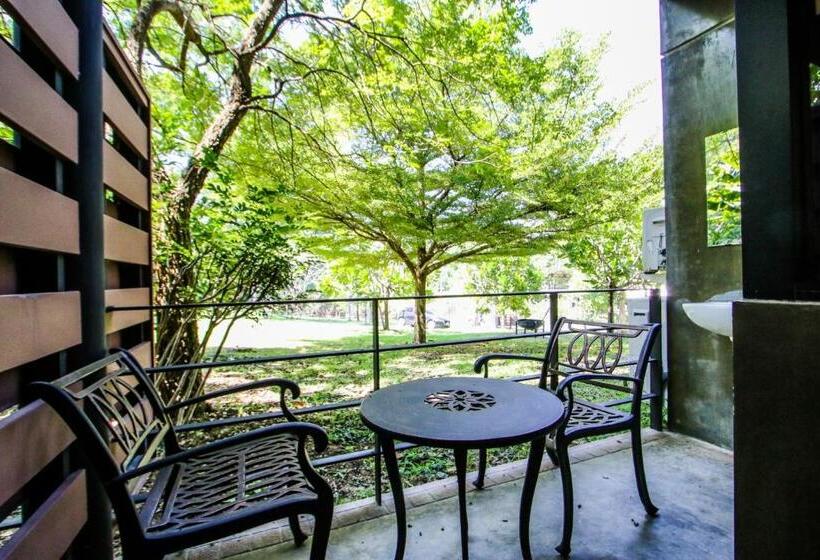 Номер Стандарт Трехместный, Rain Tree Khao Yai