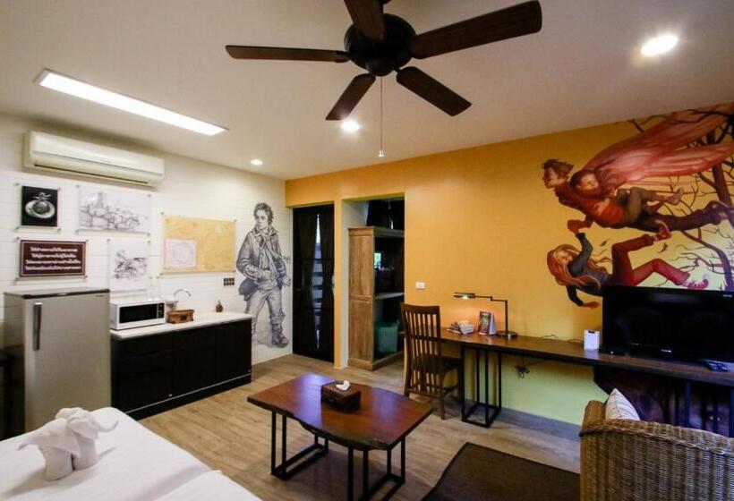 Quarto Triplo Standart, Rain Tree Khao Yai