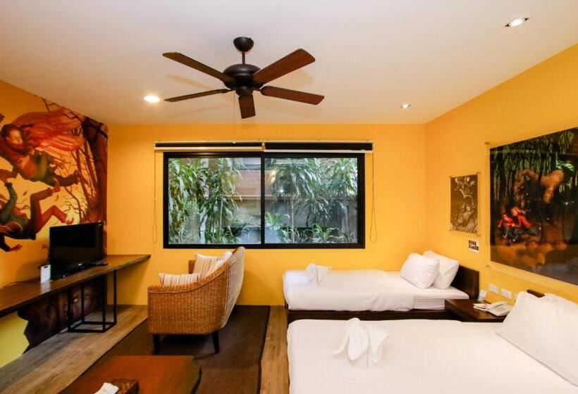 Quarto Triplo Standart, Rain Tree Khao Yai