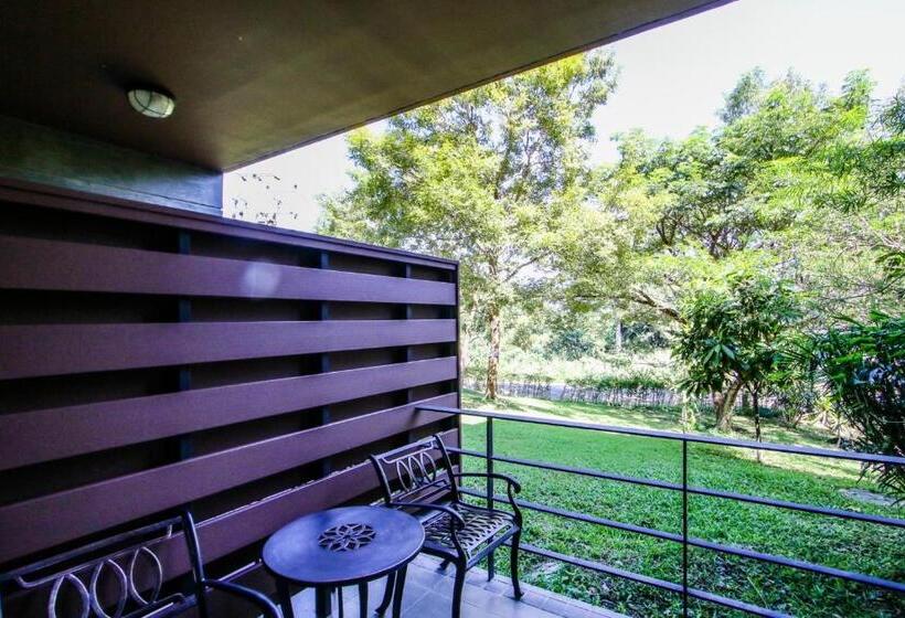 Suite Familiar, Rain Tree Khao Yai