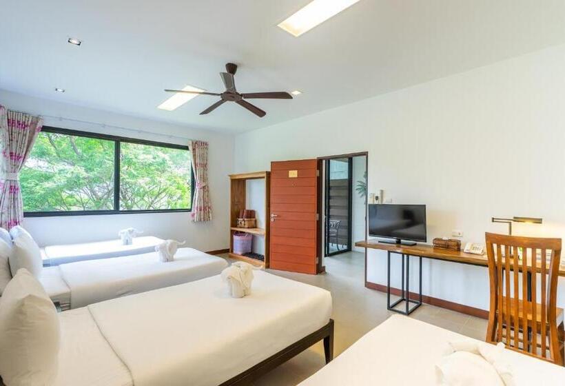 Четырехместный Номер Стандарт, Rain Tree Khao Yai