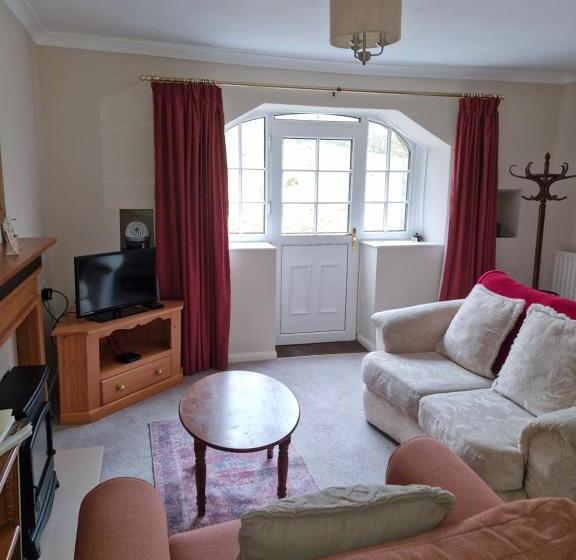 Хижина, Elysian Fields @ Ing Hill Lodge