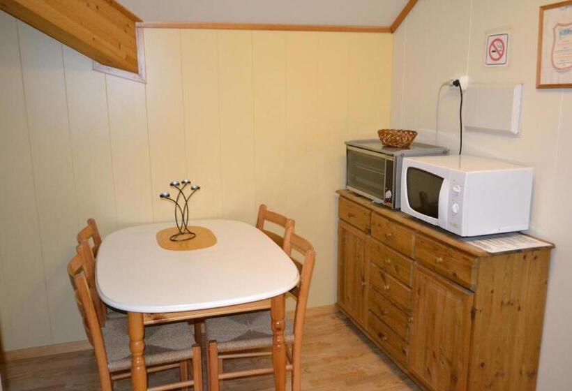 דירת שני חדרים, Egenes Camping