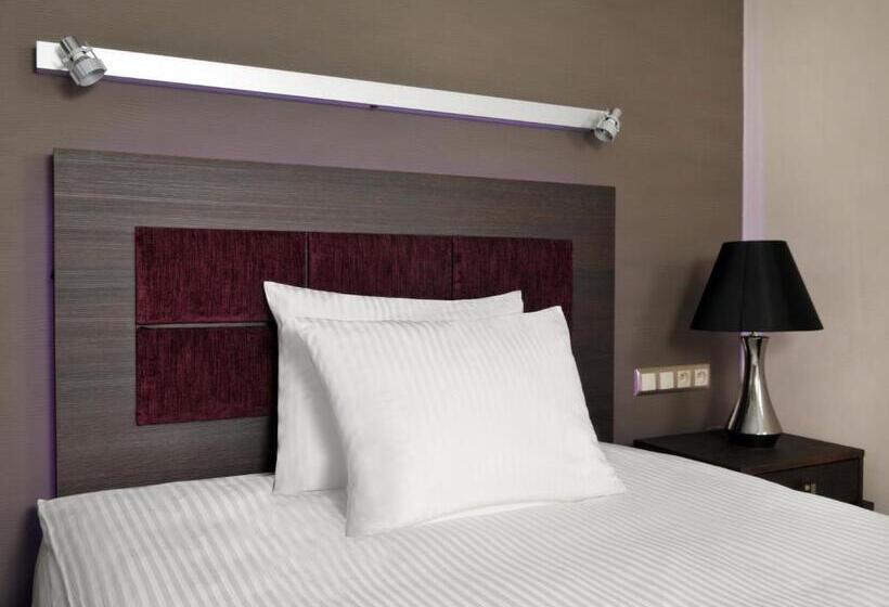 スーペリアシングルルーム, 3 Trio