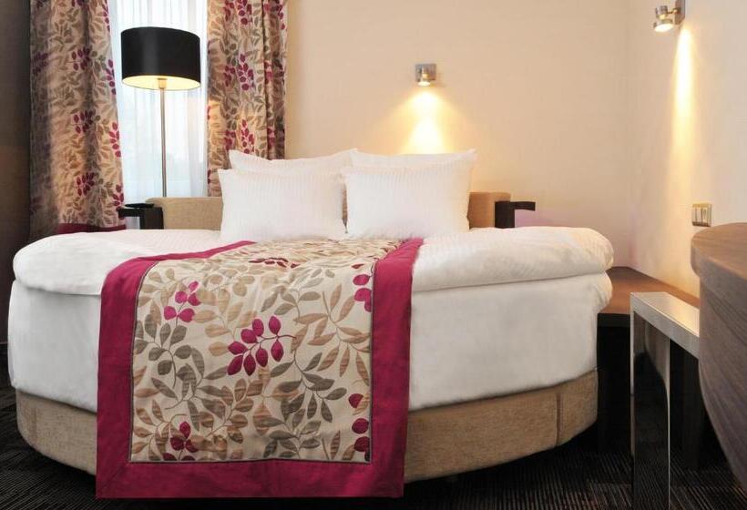 キングサイズベッドのエクゼクティブルーム, 3 Trio