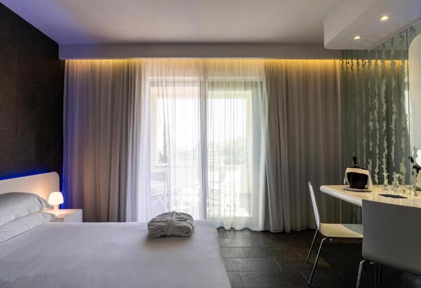 חדר סטנדרט עם מרפסת, A Point Porto Ercole Resort & Spa