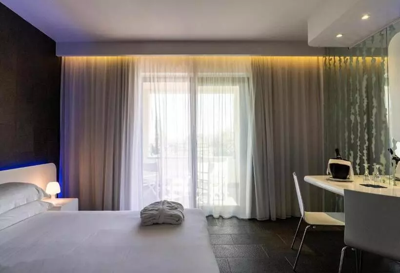 バルコニー付きスタンダードルーム, A Point Porto Ercole Resort & Spa