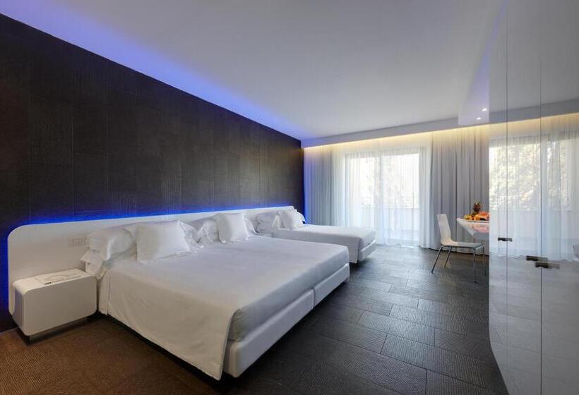 Полулюкс с Балконом, A Point Porto Ercole Resort & Spa
