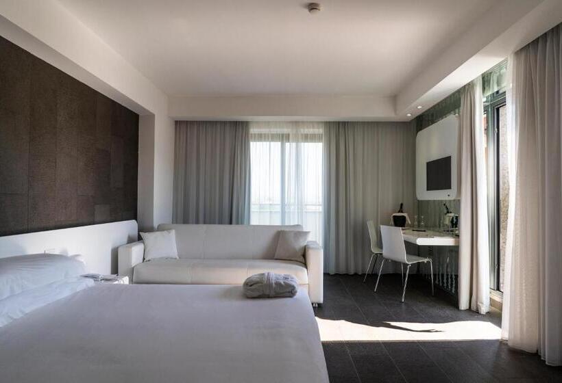 Полулюкс с Балконом, A Point Porto Ercole Resort & Spa