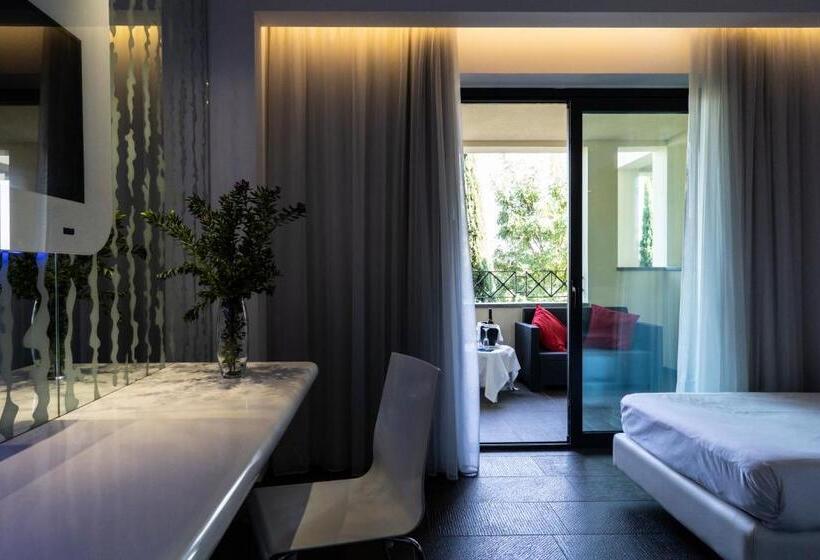 Трехместный Номер Superior, A Point Porto Ercole Resort & Spa