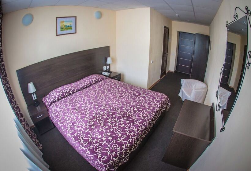 スーペリアールーム, Abazhur