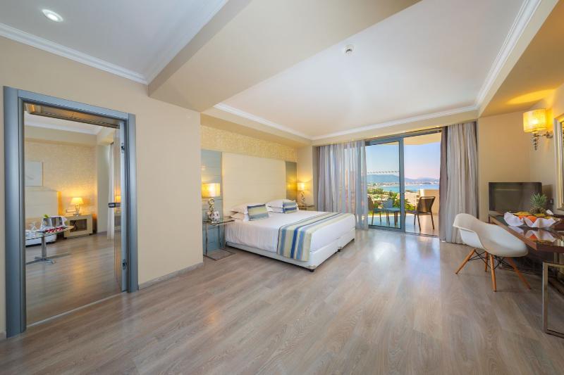 수피리어 스위트 바다 전망, Atrium Platinum Resort & Spa