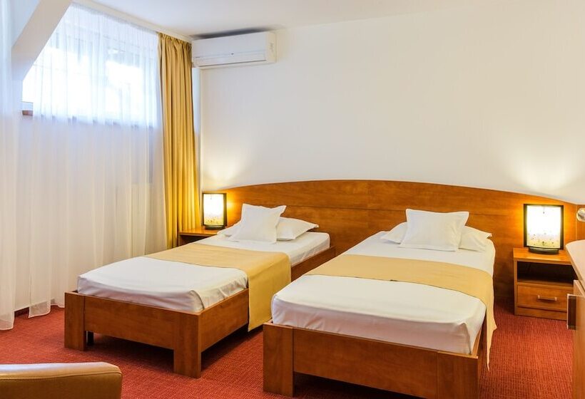 Cameră Economică, Herastrau