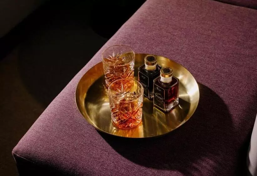 キングサイズベッドのスタンダードルーム, Indigo Sydney Potts Point, An Ihg