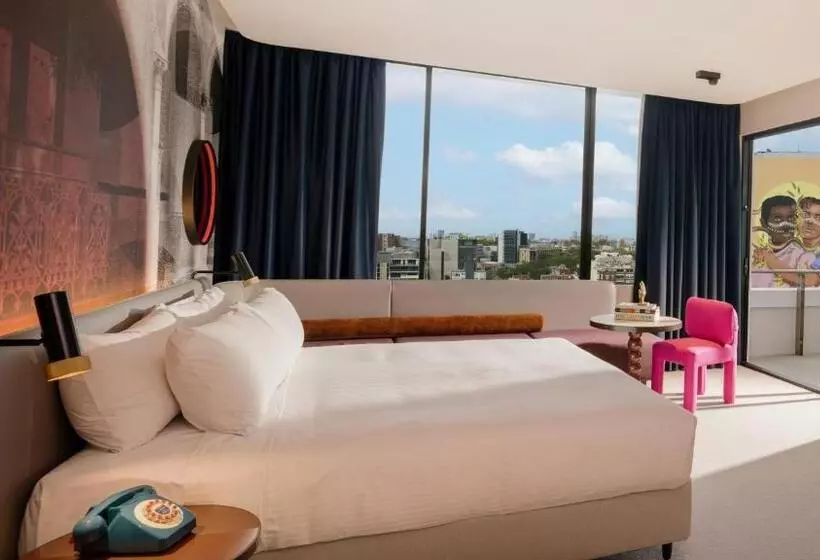 キングサイズベッドのスイートルーム, Indigo Sydney Potts Point, An Ihg
