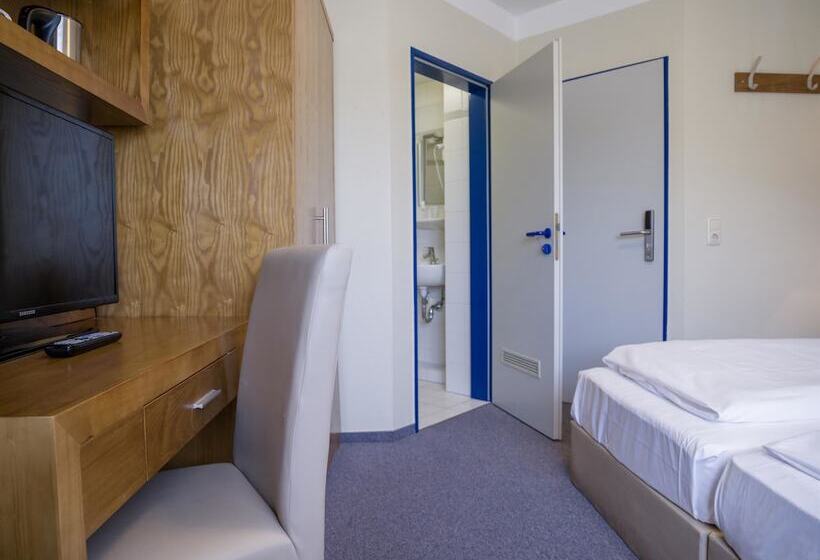 스탠다드 룸, Königstein Kiel By Tulip Inn