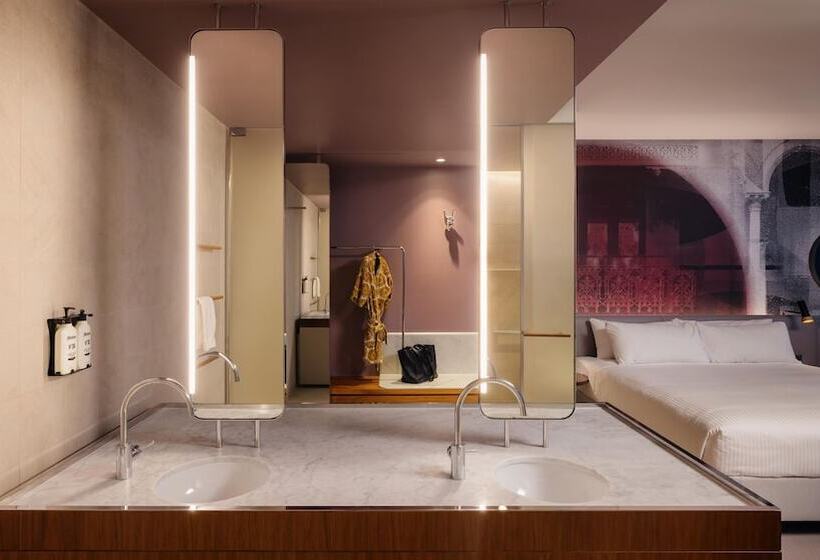 جناح مطل على المدينة, Indigo Sydney Potts Point, An Ihg