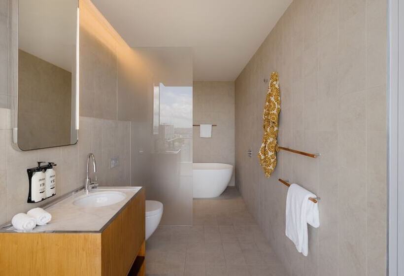 سوئیت با چشمانداز, Indigo Sydney Potts Point, An Ihg