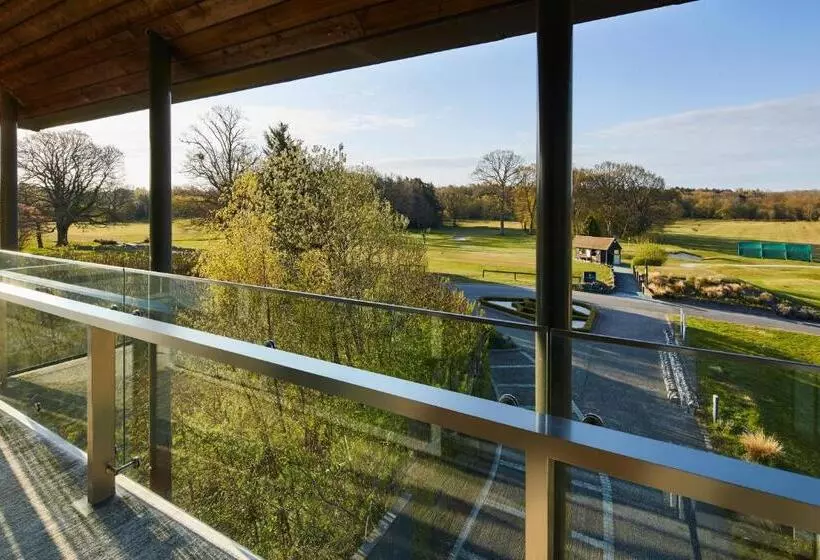 Standard-huone 2 Parivuodetta, Lingfield Park Marriott Hotel & Country Club