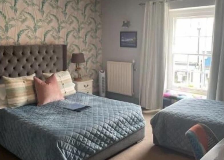 Семейный Номер, Molesworth Arms