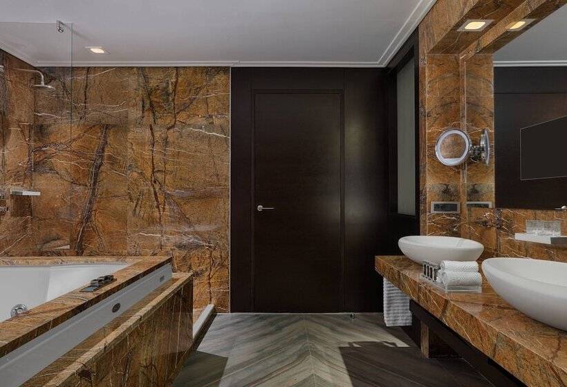 سوئیت رویال, Renaissance Tlemcen