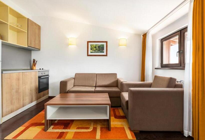 Quarto Familiar Comunicado, The Balkan Jewel Resort, Trademark Collection By Wyndham