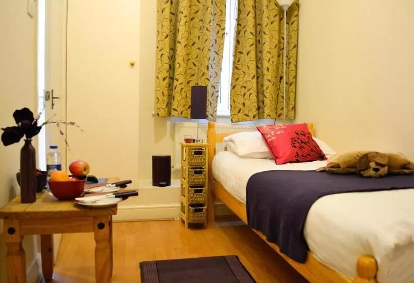 اتاق استاندارد یک نفره, City London