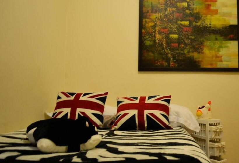 バス共有のスタンダードルーム, City London