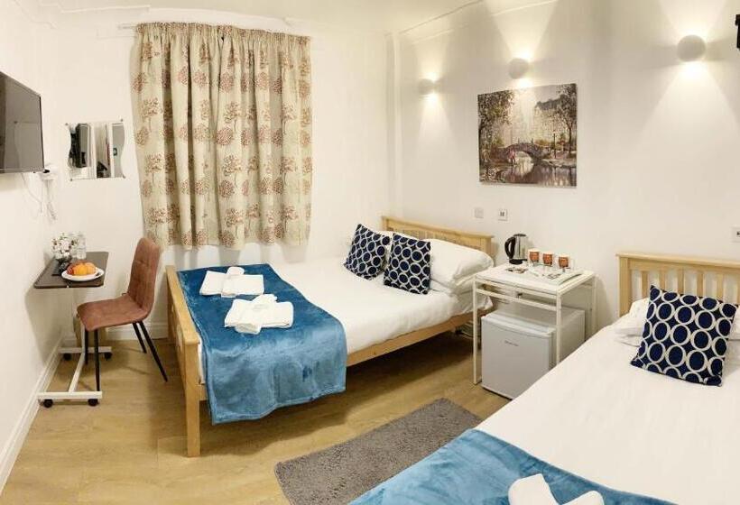 חדר משפחתי דלוקס, City London