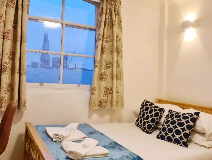 اتاق لوکس خانوادگی, City London