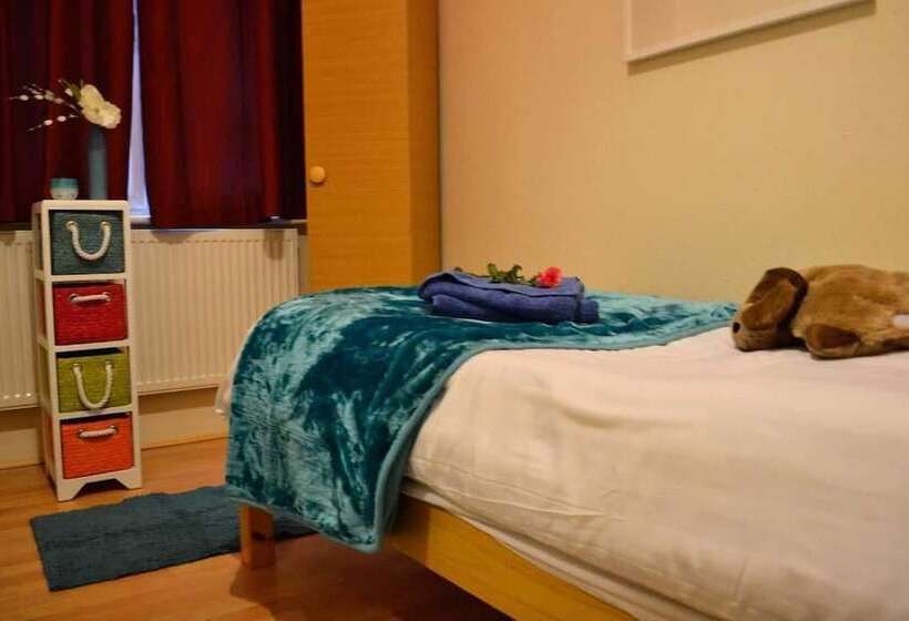 バスルーム共有のシングルスタンダード, City London