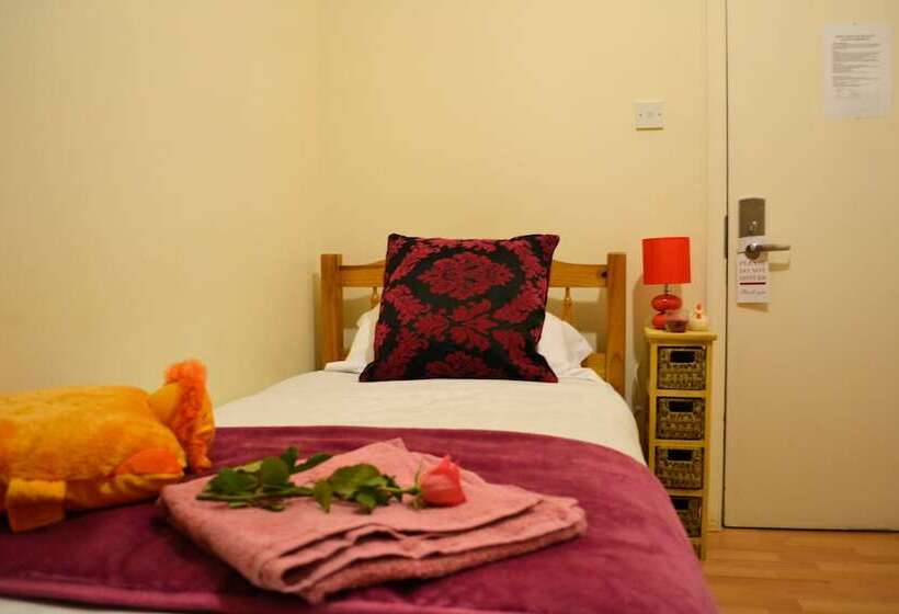 スタンダードシングルルーム, City London