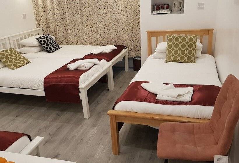 חדר סטנדרט לארבעה, City London