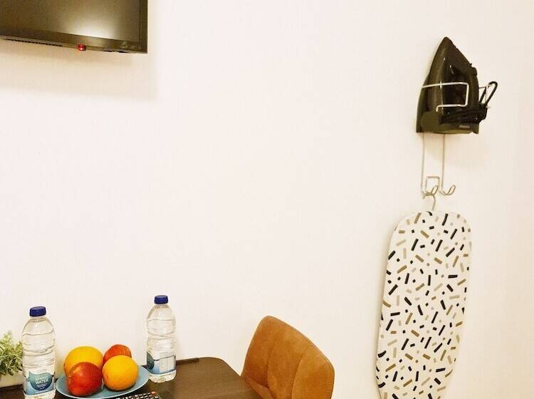 デラックスルーム, City London