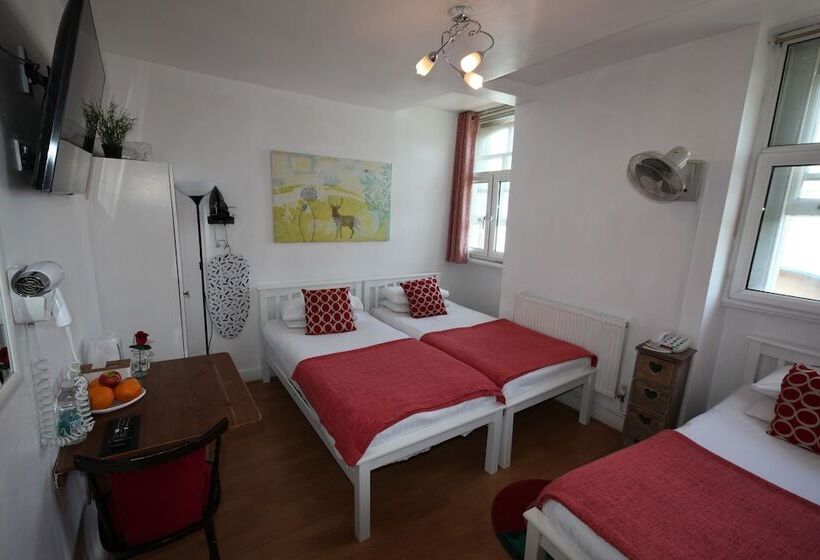 חדר סטנדרט לשלושה, City London