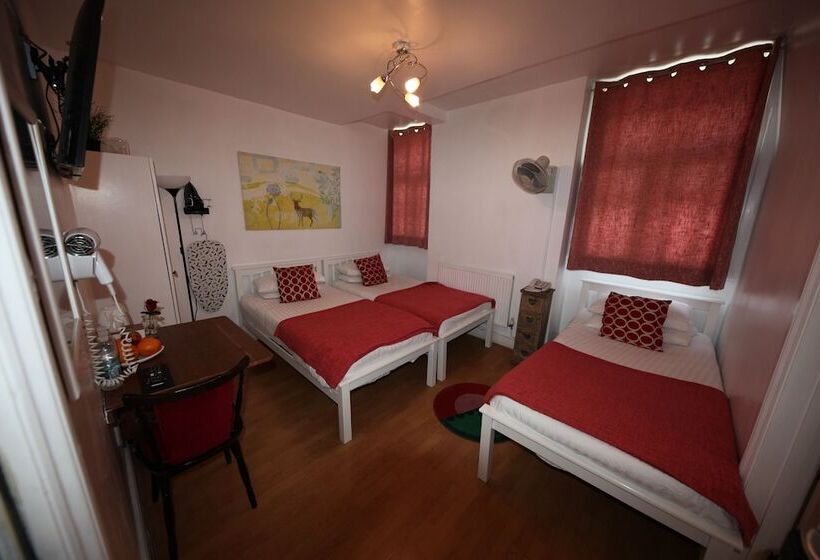 חדר סטנדרט לשלושה, City London