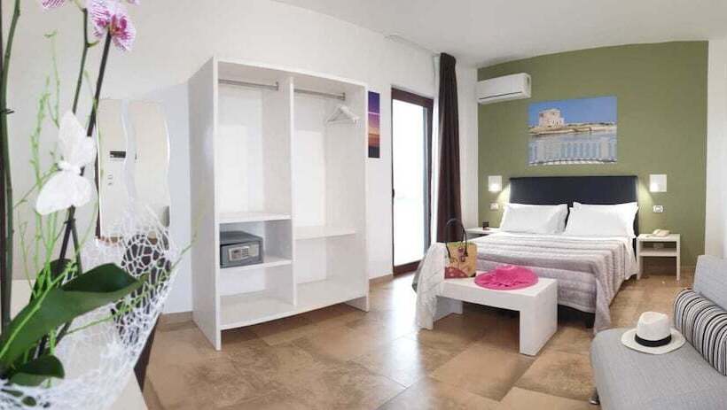 스탠다드 트리플 룸, Torre Guaceto Greenblu Resort