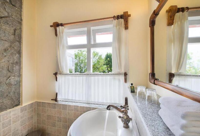 اتاق استاندارد, Windermere Estate