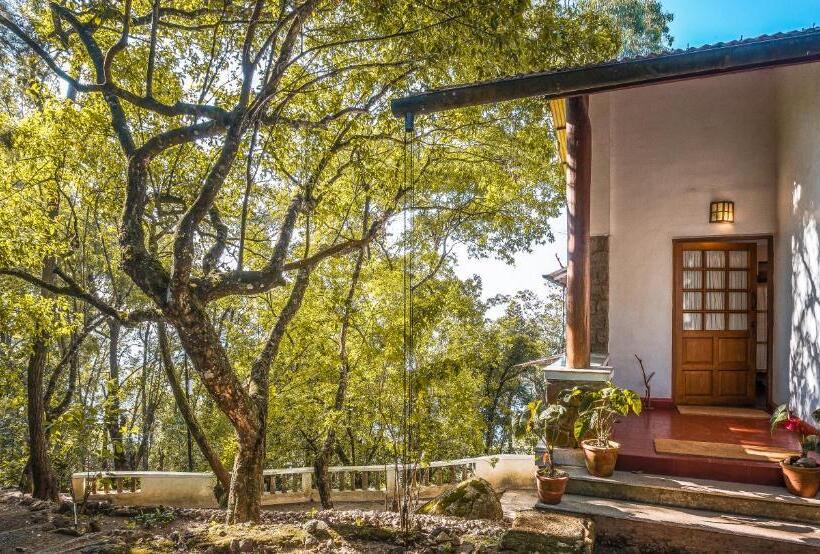 اتاق استاندارد, Windermere Estate