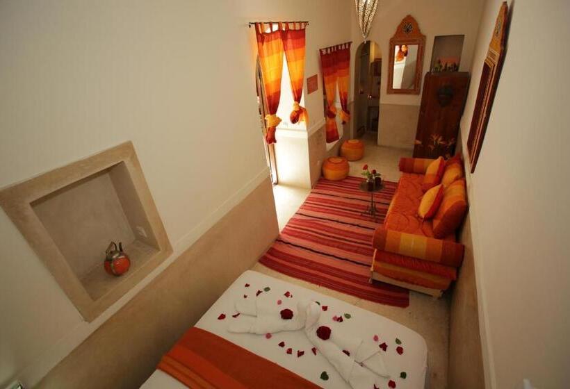 اتاق استاندارد, Riad White Flowers