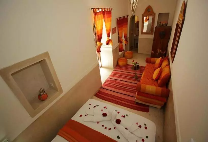 اتاق استاندارد, Riad White Flowers