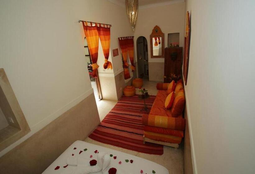 اتاق استاندارد, Riad White Flowers
