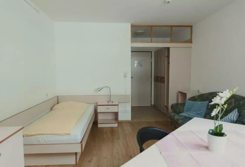 スタンダードシングルルーム, Sommerhotel Karwendel