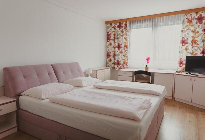 컴포트 룸, Sommerhotel Karwendel