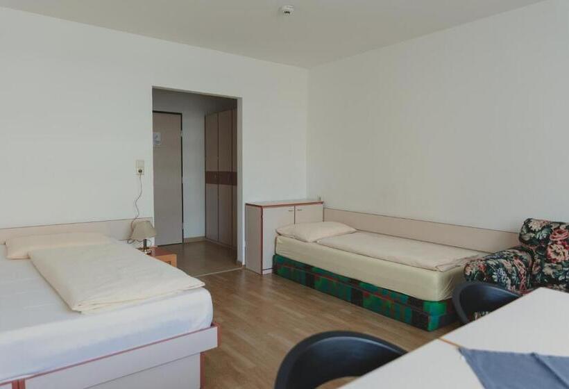 스탠다드 트리플 룸, Sommerhotel Karwendel