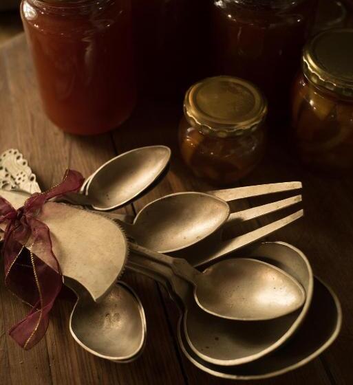 스탠다드 테라스 룸, The Whitehouse