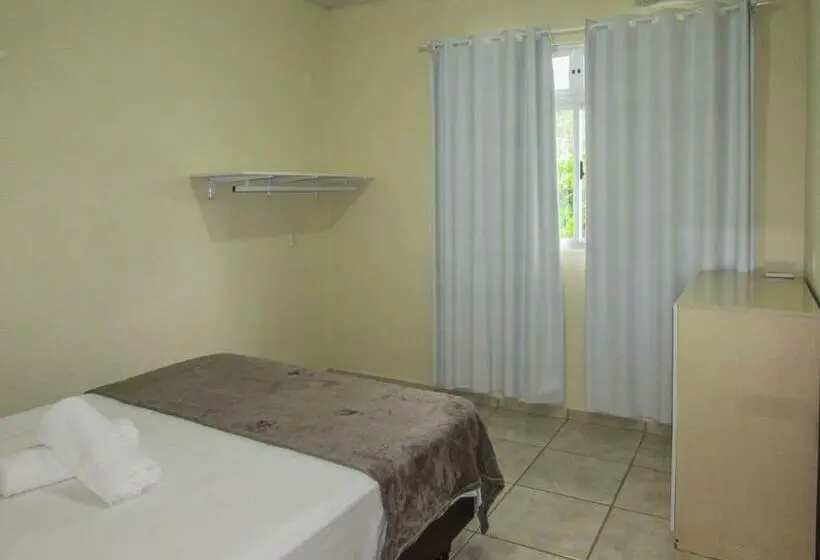 2ベッドルームアパートメント, Hospedagem Do Peduca